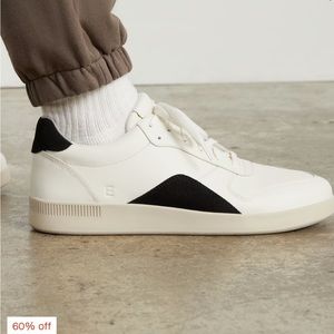 The ReLeather® Court Sneaker off white/black